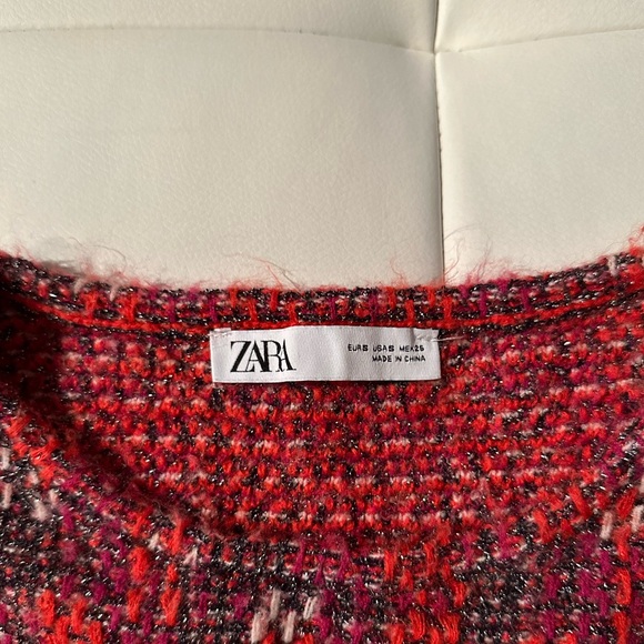 Zara Small Top - Picture 3 of 5